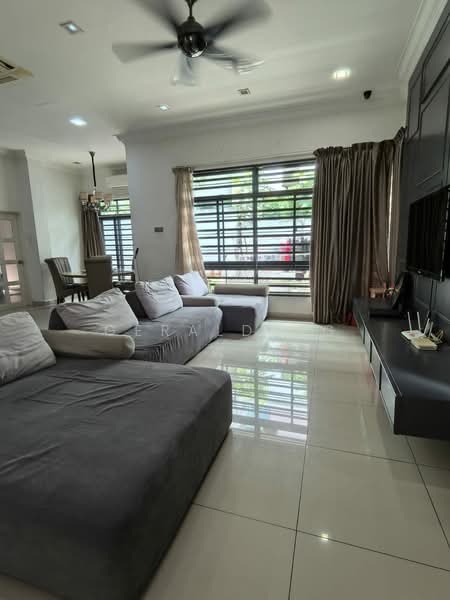 Cluster House for Rent in Taman Adda Heights (Tebrau) - Gerald Ng - Living Room - PropertyGuru.com.my