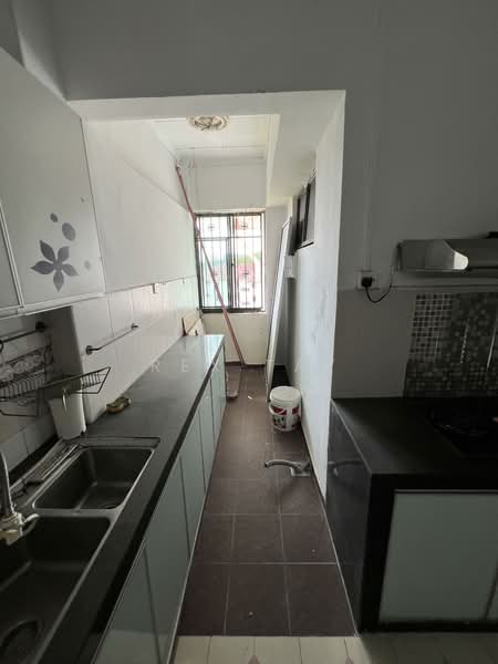 Condominium for Sale at Skudai Villa - Rex Tay - Kitchen - PropertyGuru.com.my