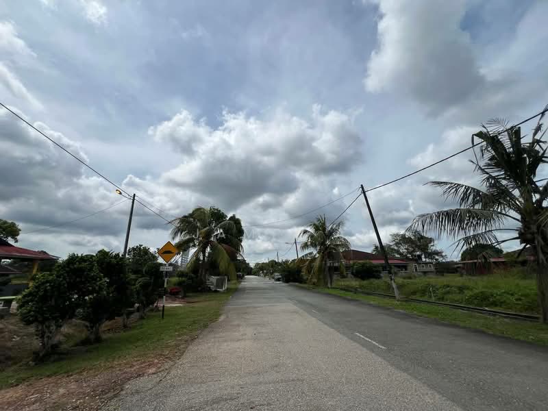 Semi-Detached House for Sale in Simpang Lima (Batu Pahat) - M Jamil Ali - Exterior - PropertyGuru.com.my