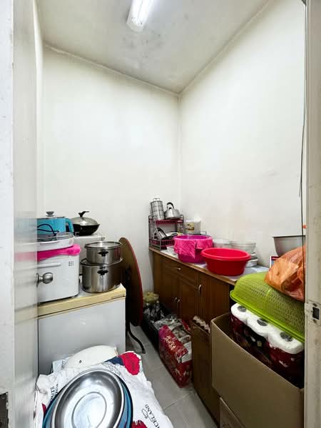 Cluster House for Sale in Kota Tinggi (Johor) - Ferene Fong - Kitchen - PropertyGuru.com.my