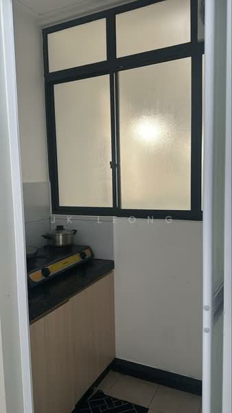 Servis Apartment untuk Disewa di Savvy @ Riana Dutamas - JK Leong - Kitchen - PropertyGuru.com.my