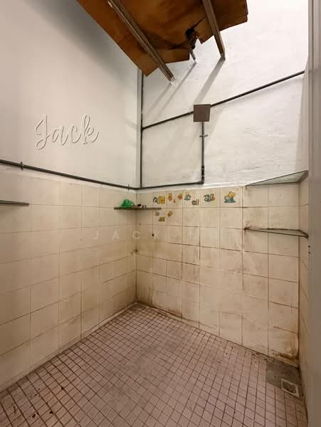 Kedai untuk Disewa di Taman Desa Sentosa (Lunas) - Jack Ng - Bathroom - PropertyGuru.com.my