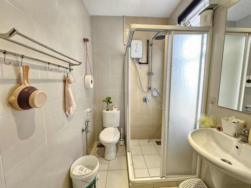 2.5-storey Terraced House for Sale in Kajang (Selangor) - Angel Ng - Bathroom - PropertyGuru.com.my
