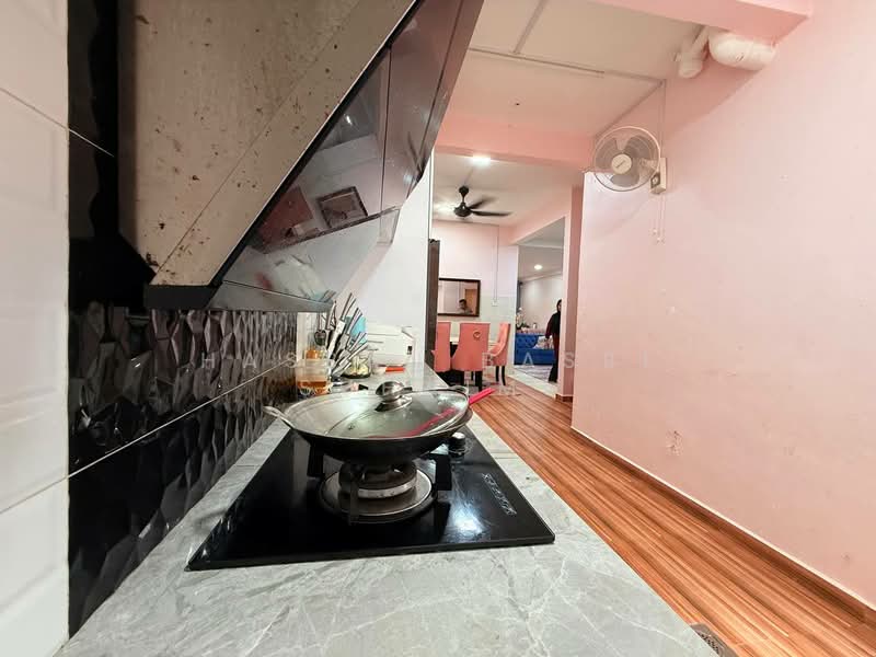 2-storey Terraced House for Sale in S2 Heights (Seremban 2) - Hassan Basri Suhaimi - Kitchen - PropertyGuru.com.my