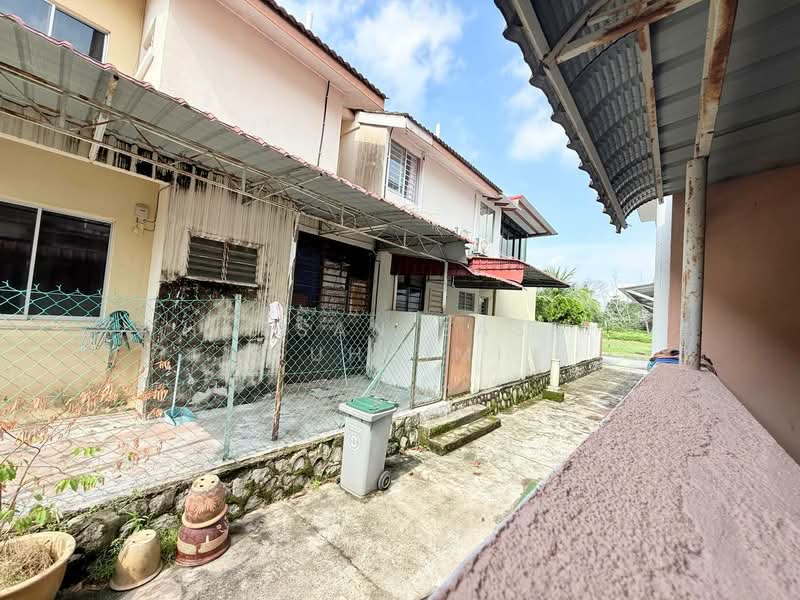 2-storey Terraced House for Sale in S2 Heights (Seremban 2) - Hassan Basri Suhaimi - Exterior - PropertyGuru.com.my
