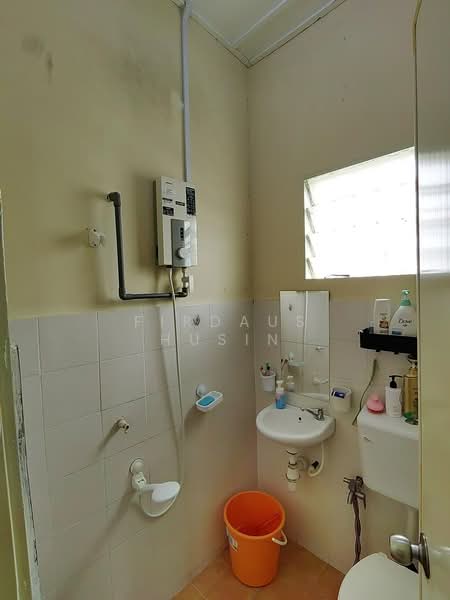 Terraced House for Sale in Cyberjaya (Selangor) - Firdaus Husin - Bathroom - PropertyGuru.com.my