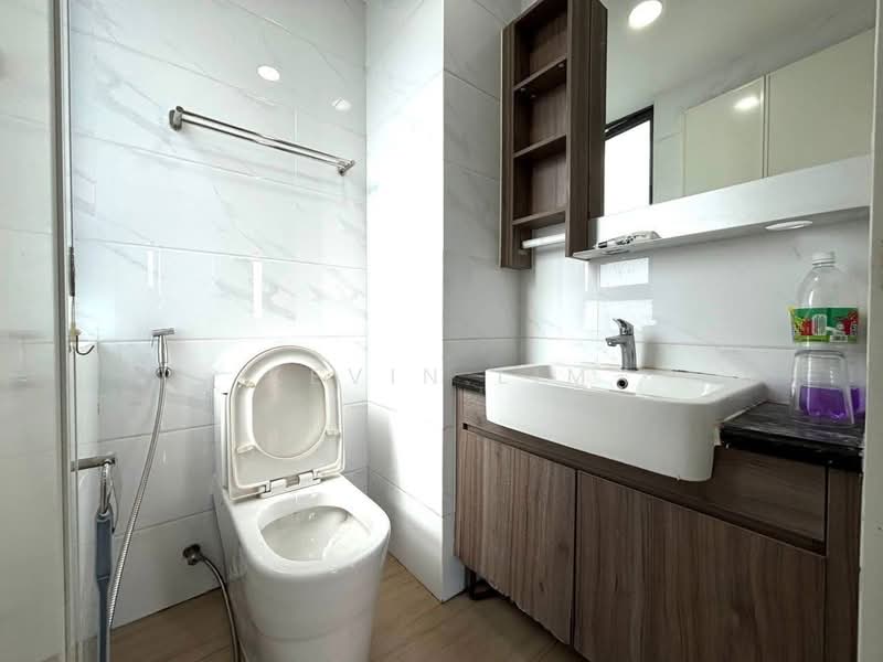Service Residence for Rent at Country Garden Central Park - Kevin Lim - Bathroom - PropertyGuru.com.my