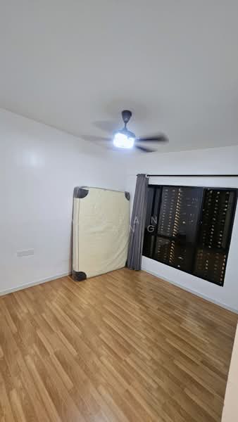 Condominium for Sale at TRI PINNACLE - Vivian Chang - Bedroom - PropertyGuru.com.my