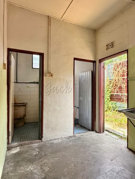 Semi-Detached House for Rent in Lunas (Kedah) - Jack Ng - Bathroom - PropertyGuru.com.my
