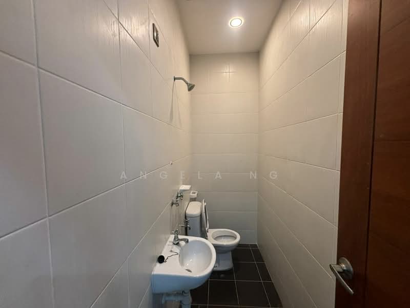 Kondominium untuk Disewa di Summerscape Luxury Condominium - Angela Ng - Bathroom - PropertyGuru.com.my