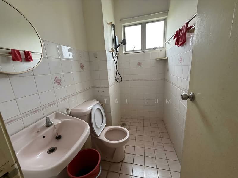 Kondominium untuk Disewa di Awana Puri - Crystal Lum - Bathroom - PropertyGuru.com.my