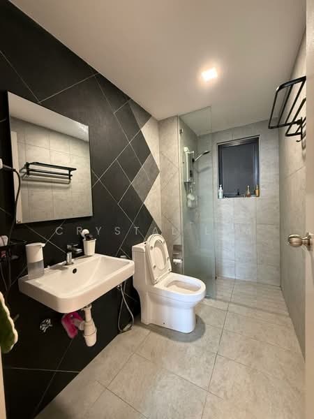 Kondominium untuk Dijual di Trinity Lemanja - Crystal Lum - Bathroom - PropertyGuru.com.my