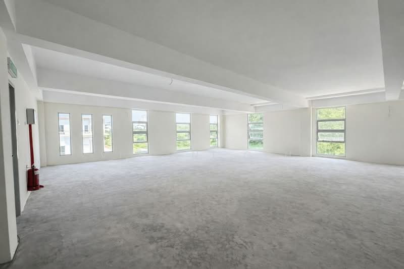 Factory for Rent in Saujana Rawang (Rawang) - Vincent Goh - Interior - PropertyGuru.com.my