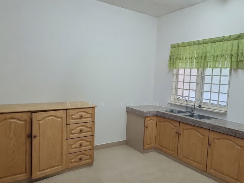 Semi-Detached House for Sale in Kajang (Selangor) - ALAN LEONG - Kitchen - PropertyGuru.com.my