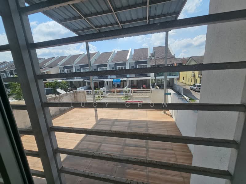 2-storey Terraced House for Sale in Bandar Country Homes (Rawang) - Lucy Chow - Exterior - PropertyGuru.com.my