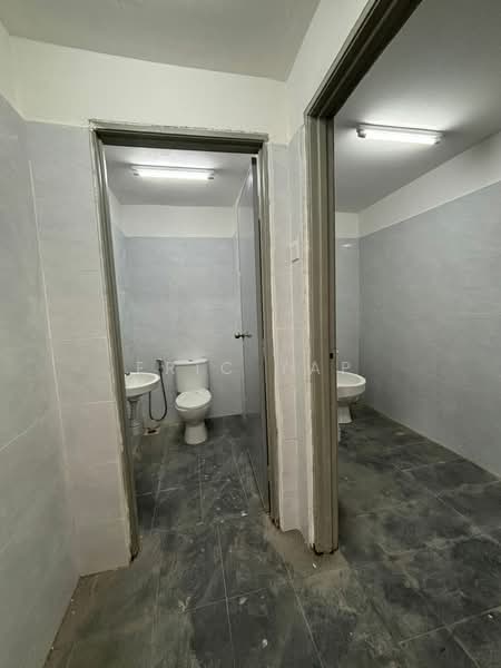 Kilang untuk Disewa di Masai (Johor) - ERIC YAP - Bathroom - PropertyGuru.com.my