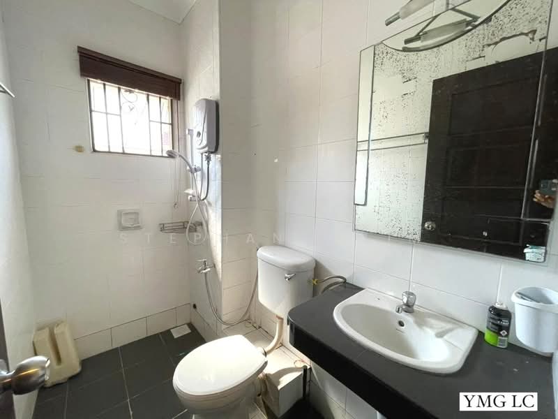 2-storey Terraced House for Sale in Setia Impian (Setia Alam) - Stephanie Lim - Bathroom - PropertyGuru.com.my