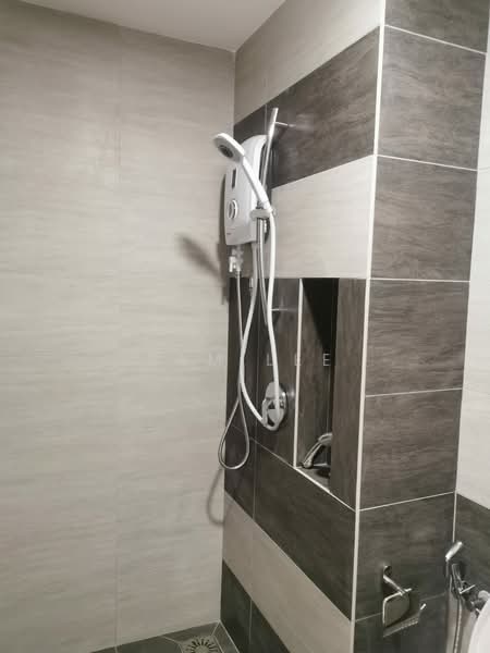 Service Residence for Sale at Aster Residence - Sam Lee - Bathroom - PropertyGuru.com.my