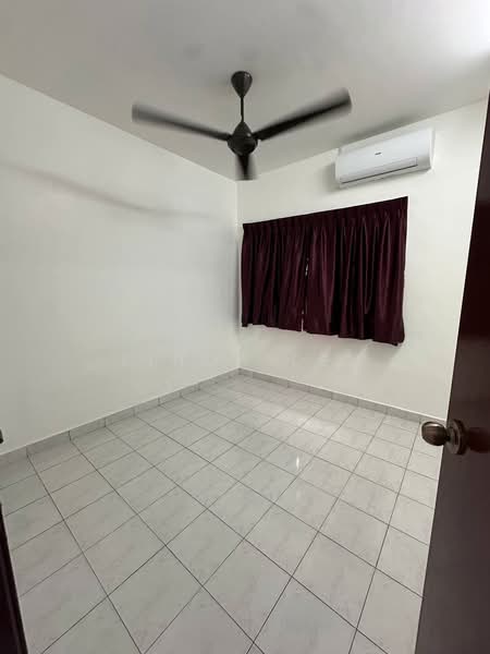 2-storey Terraced House for Rent in Taman Bukit Mewah (Tampoi) - Linda Lee - Interior - PropertyGuru.com.my