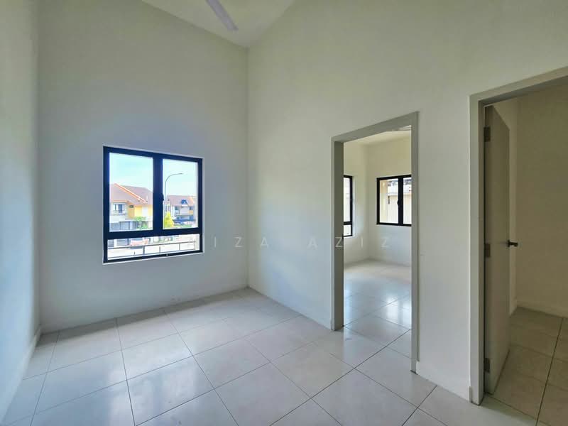 Terraced House for Sale in Bandar Mahkota Banting (Tanjong Duabelas) - Faiza Aziz - Interior - PropertyGuru.com.my
