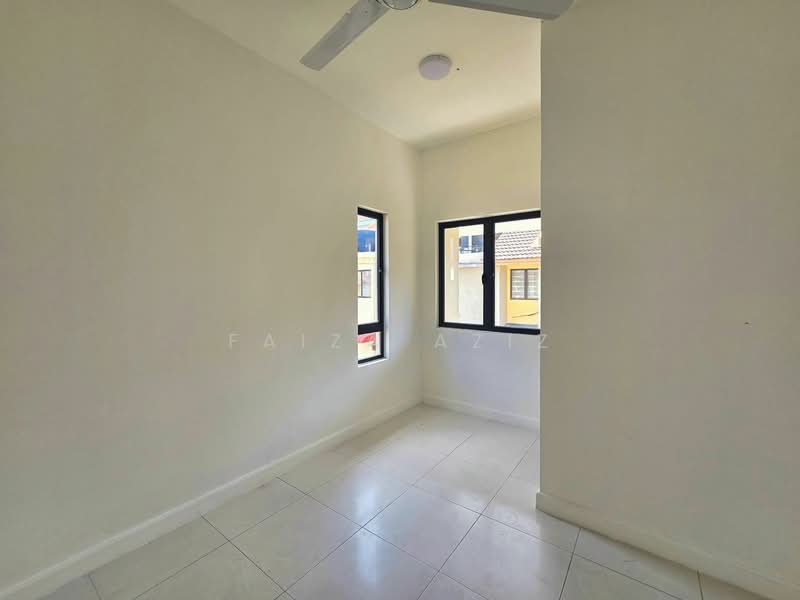 Terraced House for Sale in Bandar Mahkota Banting (Tanjong Duabelas) - Faiza Aziz - Interior - PropertyGuru.com.my