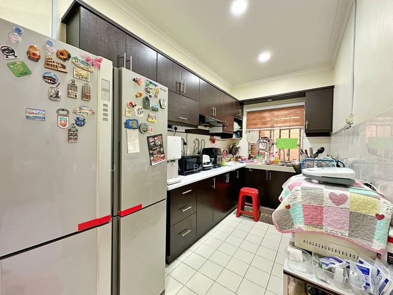Semi-Detached House for Sale in Bandar Bukit Mahkota (Bangi) - Fauzi Abdullah - Kitchen - PropertyGuru.com.my