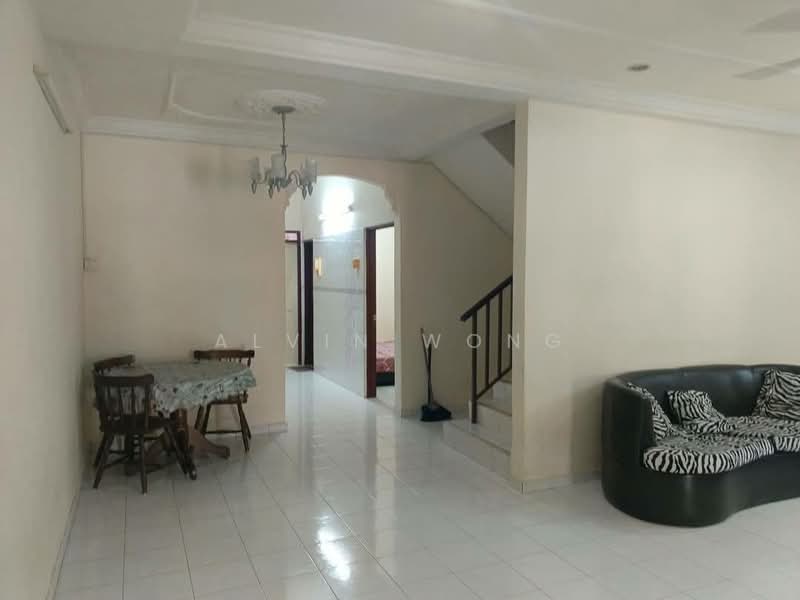 Rumah Teres 2 Tingkat untuk Disewa di Ipoh (Perak) - Alvin Wong - Living Room - PropertyGuru.com.my