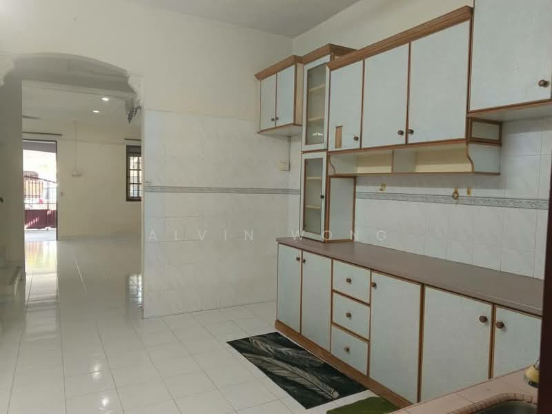 Rumah Teres 2 Tingkat untuk Disewa di Ipoh (Perak) - Alvin Wong - Kitchen - PropertyGuru.com.my