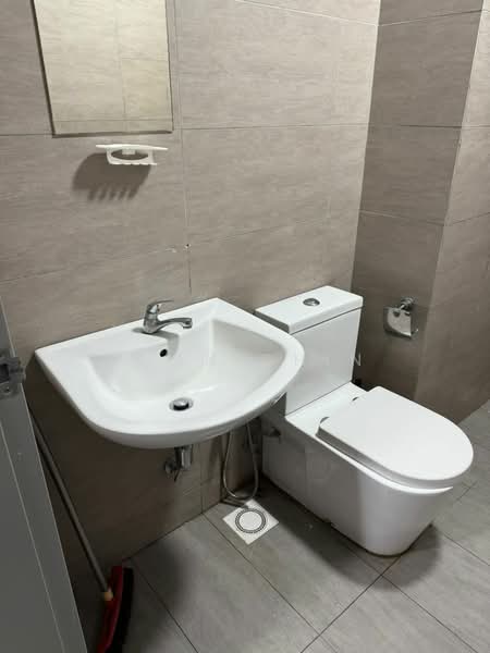 Servis Apartment untuk Disewa di TR Residence - Alan Chin - Bathroom - PropertyGuru.com.my