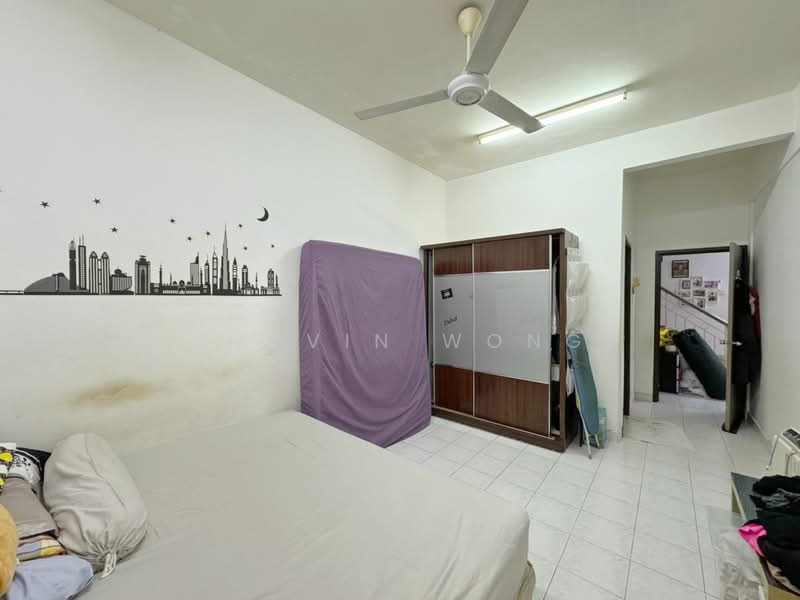 Rumah Teres 1.5 Tingkat untuk Dijual di Taman Pelangi Indah (Ulu Tiram) - Calvin Wong - PropertyGuru.com.my