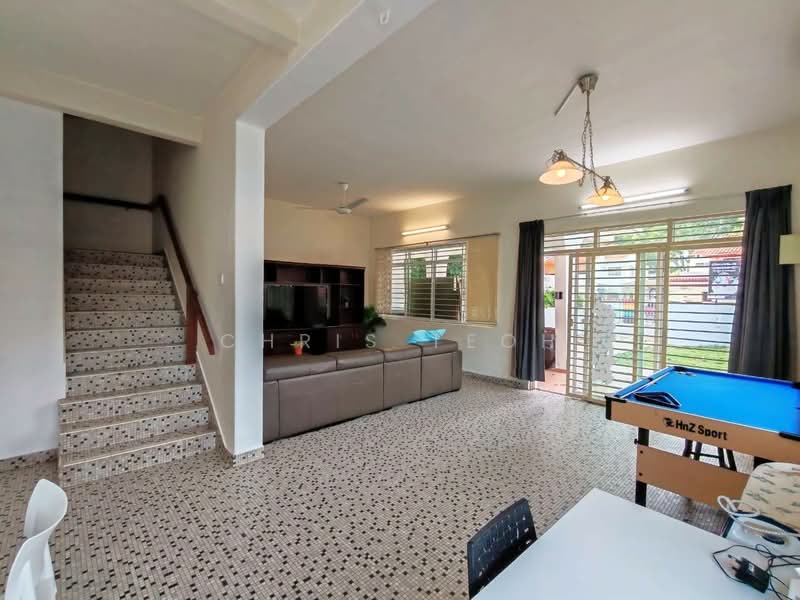 Rumah Berkembar untuk Dijual di Tanjung Bungah (Penang) - Chris Teoh - Living Room - PropertyGuru.com.my