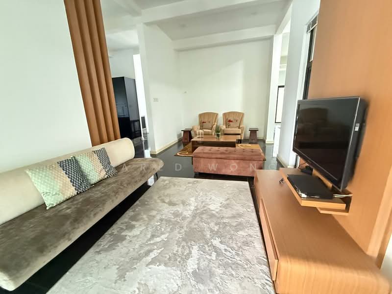 Rumah Banglo untuk Dijual di Perdana Lakeview East (Cyberjaya) - Jared Wong - Living Room - PropertyGuru.com.my
