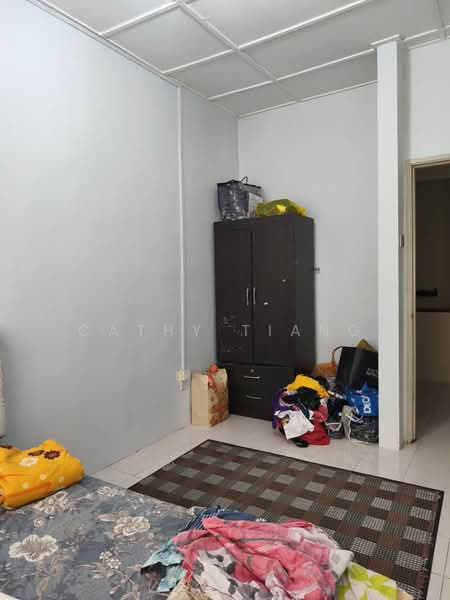 Rumah Teres untuk Dijual di Bandar Sungai Long (Selangor) - Cathy Tiang - Bedroom - PropertyGuru.com.my