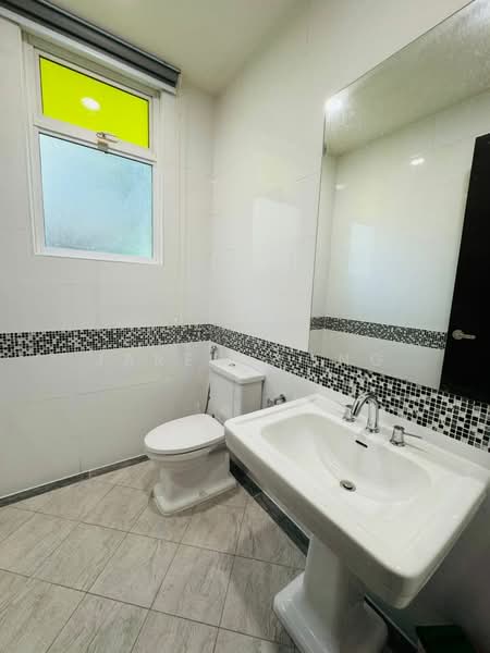 Semi-Detached House for Rent in Cyberjaya (Selangor) - Jared Wong - Bathroom - PropertyGuru.com.my