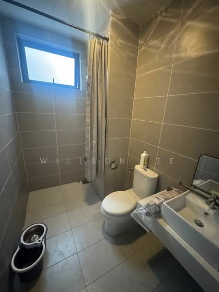 Servis Apartment untuk Disewa di Aston Acacia - Willson Lee - Bathroom - PropertyGuru.com.my