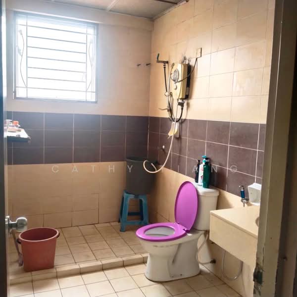 Rumah Teres untuk Dijual di Bandar Sungai Long (Selangor) - Cathy Tiang - Bathroom - PropertyGuru.com.my
