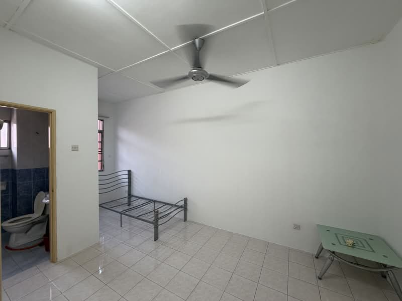 Rumah Teres untuk Disewa di Bandar Mahkota Cheras (Cheras) - Kim Lee - Bathroom - PropertyGuru.com.my