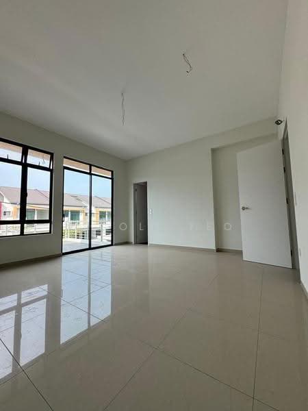 Rumah Teres untuk Dijual di Melaka City (Melaka) - Nicole Yeo - Living Room - PropertyGuru.com.my