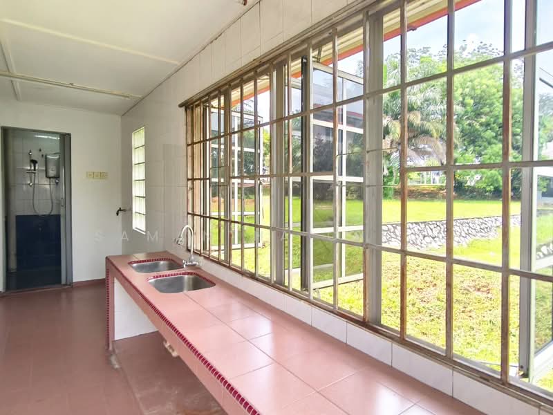 Rumah Teres 1.5 Tingkat untuk Dijual di Seksyen 4 (Petaling Jaya) - Samantha Chooi - Kitchen - PropertyGuru.com.my