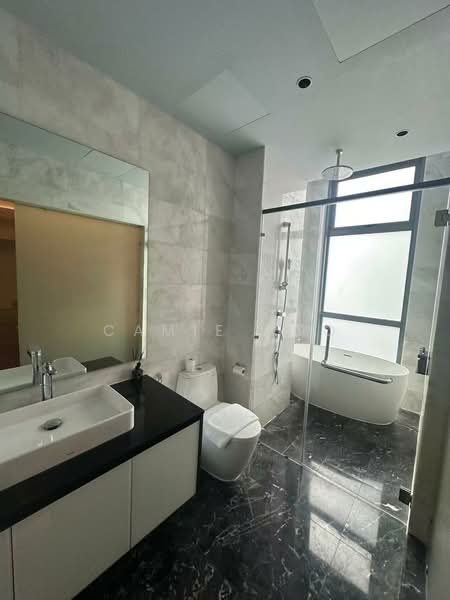 Service Residence for Sale at Royce Residence - Camie Hoo - Bathroom - PropertyGuru.com.my
