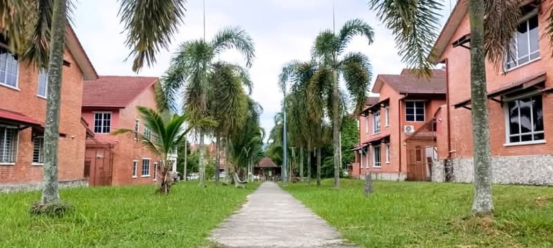 Rumah Teres 2 Tingkat untuk Dijual di Bandar Sungai Long (Selangor) - Cathy Tiang - Exterior - PropertyGuru.com.my