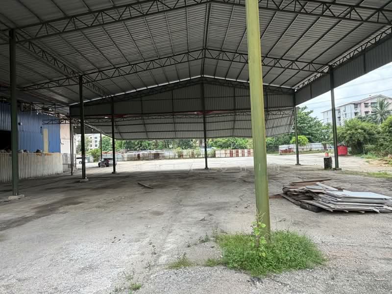 Kilang untuk Disewa di Balakong (Selangor) - Dennix Chin - Exterior - PropertyGuru.com.my