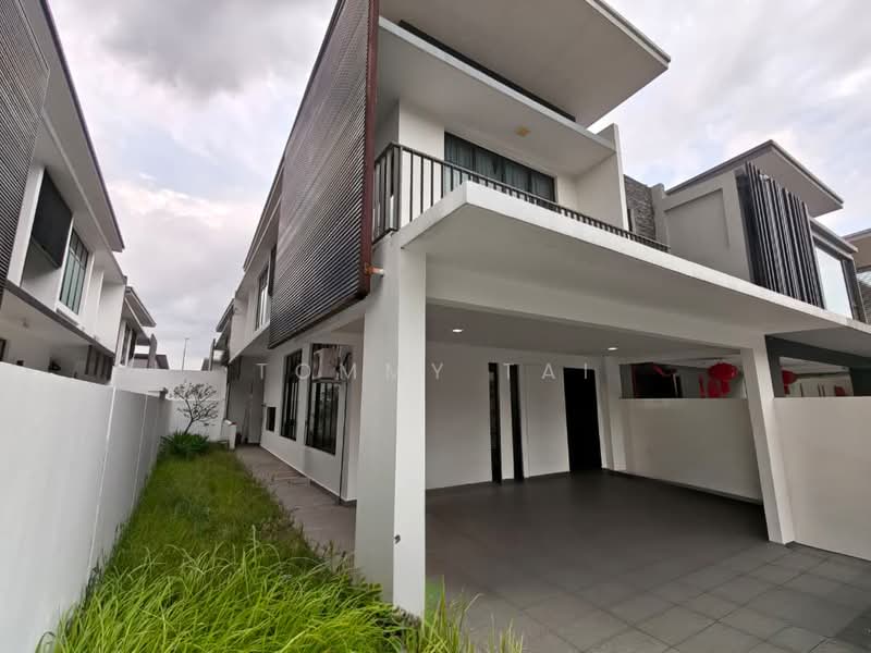 Cluster House for Sale in Taman Adda Heights (Tebrau) - Tommy Tai - Exterior - PropertyGuru.com.my