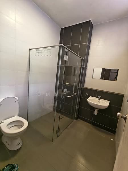 Cluster House for Sale in Taman Adda Heights (Tebrau) - Tommy Tai - Bathroom - PropertyGuru.com.my