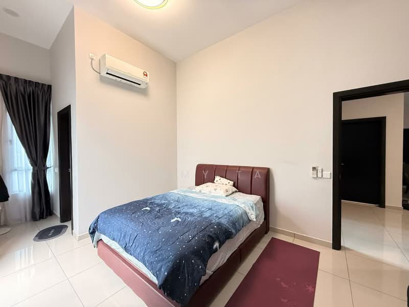 Banglo Lot Kosong untuk Dijual di Taman Setia Indah (Tebrau) - Tommy Tai - Bedroom - PropertyGuru.com.my