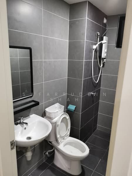 Servis Apartment untuk Disewa di One Maxim - Safarruddin Shah - Bathroom - PropertyGuru.com.my