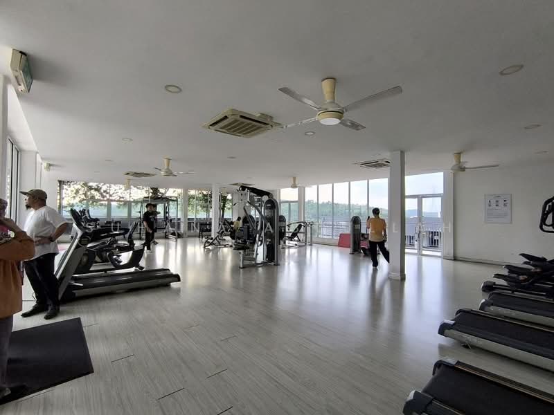 Servis Apartment untuk Dijual di Savanna Executive Suite @ Southville City - Suhana Abdullah Sani - Gym - PropertyGuru.com.my