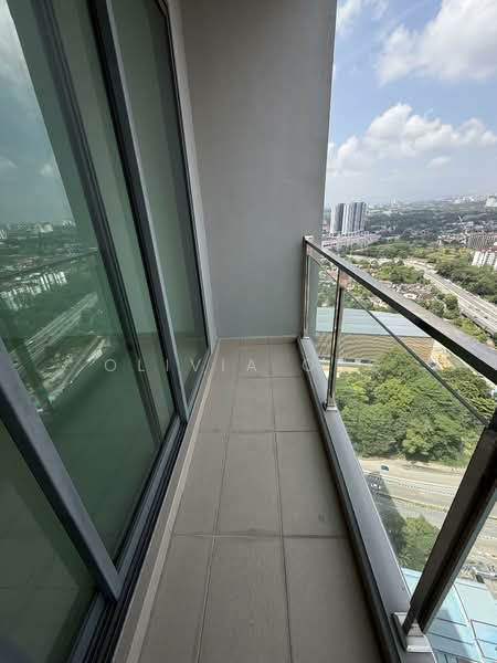 Kondominium untuk Dijual di SKS Pavillion Residences - Olivia Ong - Balcony - PropertyGuru.com.my