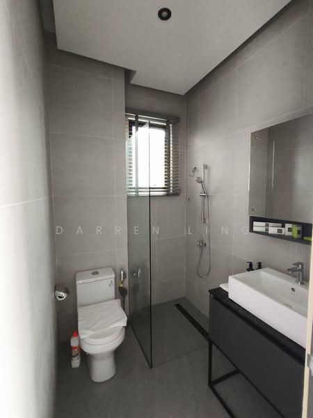 Rumah Teres 2 Tingkat untuk Dijual di Kuching (Sarawak) - Darren Ling - Bathroom - PropertyGuru.com.my