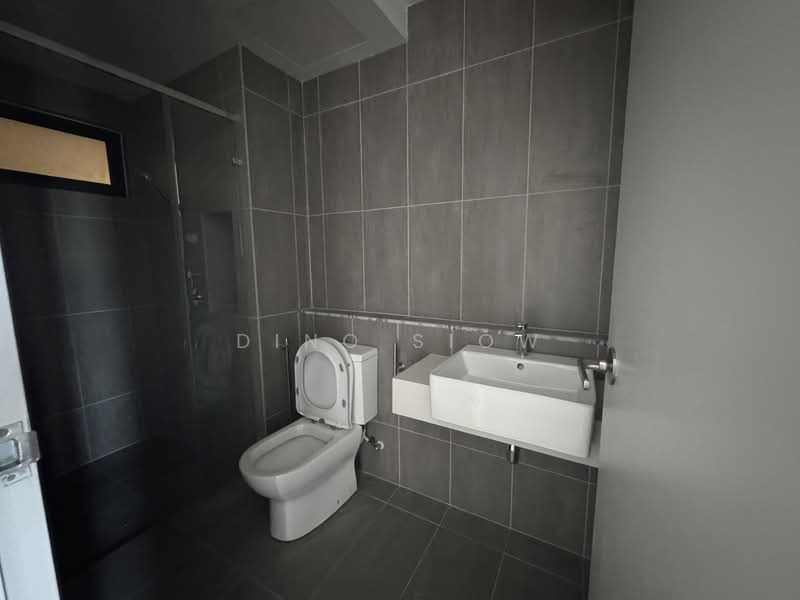 Servis Apartment untuk Dijual di The Pulse Residence - Dino Siow - Bathroom - PropertyGuru.com.my